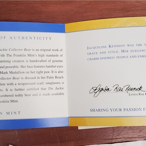 The Franklin Mint The Jackie Collector Bear - Picture 8 of 13